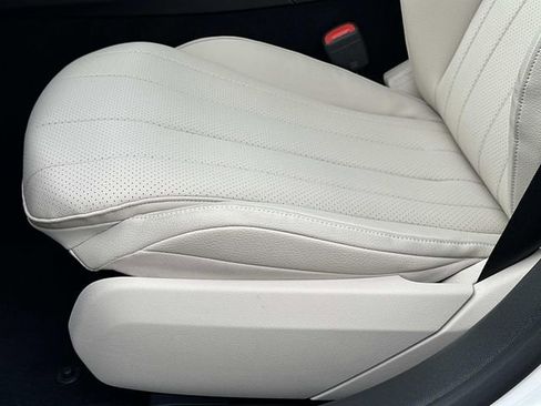 Certified 2025 Mercedes-Benz E 450 4MATIC All-Terrain Wagon image 17