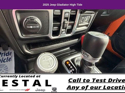 Used 2025 Jeep Gladiator Sport image 37