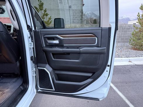 Used 2023 RAM 2500 Laramie image 30