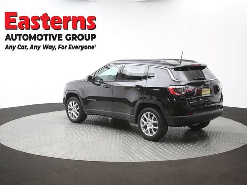 Used 2024 Jeep Compass Latitude AWD/4WD image 62