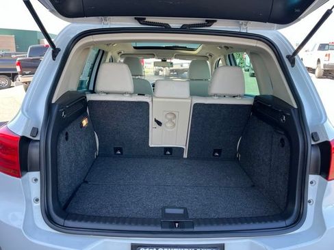 Used 2017 Volkswagen Tiguan Wolfsburg Edition FWD image 35