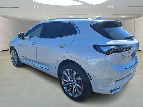 Used 2024 Buick Envision Avenir image 3