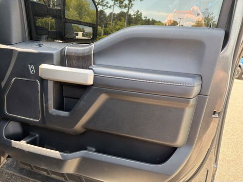 Used 2020 Ford F250 Lariat AWD/4WD image 34