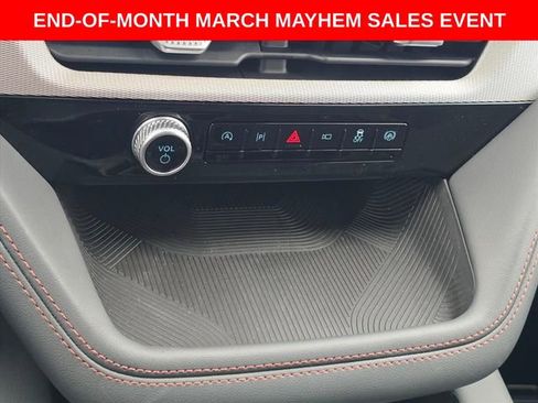 Used 2025 Ford Explorer Active image 27