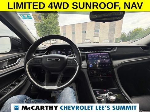 Used 2021 Jeep Grand Cherokee L Limited AWD/4WD image 24