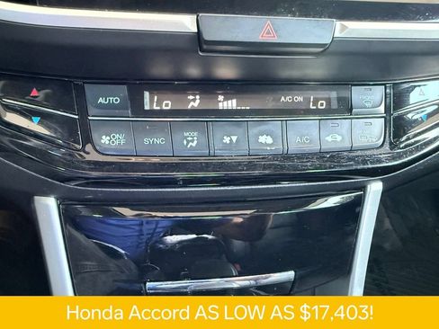 Used 2016 Honda Accord Touring image 11