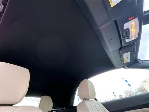 Used 2018 BMW 230i Convertible image 13