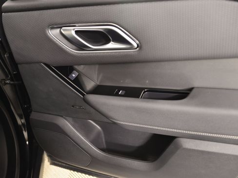 Used 2023 Land Rover Range Rover Velar S image 21