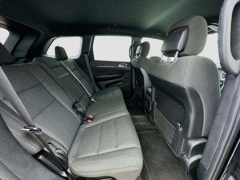 Used 2019 Jeep Grand Cherokee Laredo RWD image 18