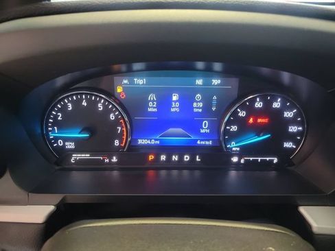 Used 2023 Ford Explorer XLT w/ Equipment Group 202A AWD/4WD image 15
