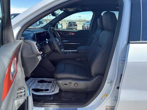 New 2026 Chevrolet Traverse Z71 w/ Enhanced Driving Package image 17