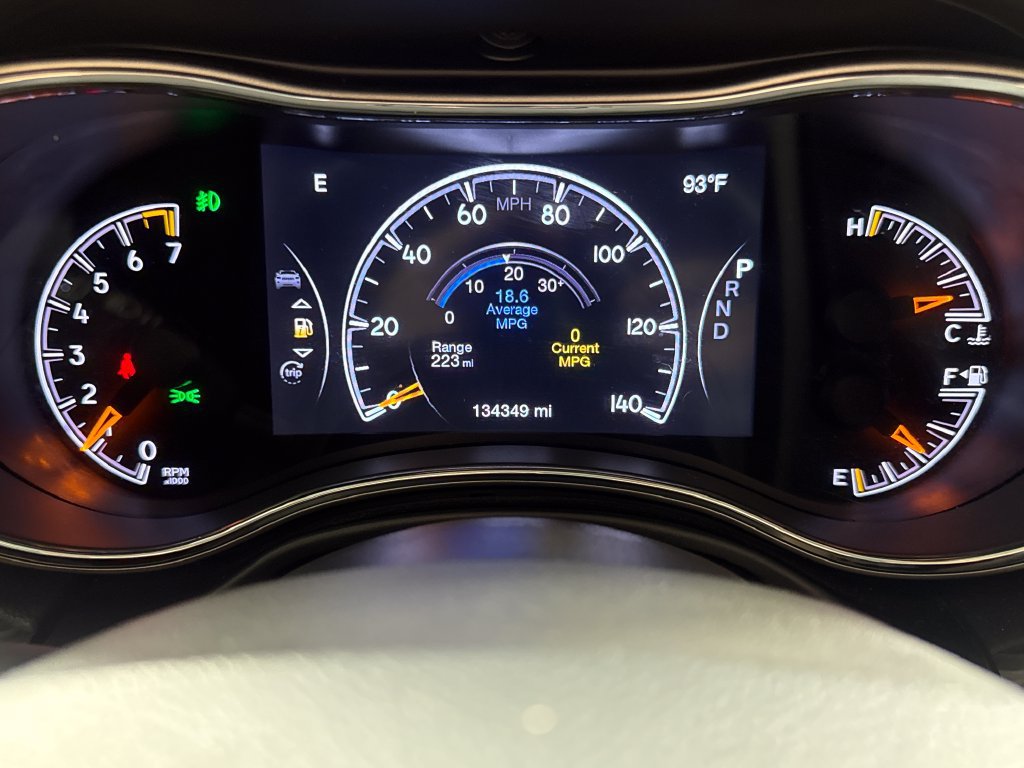 Used 2019 Jeep Grand Cherokee Limited w/ Luxury Group II RWD image 18