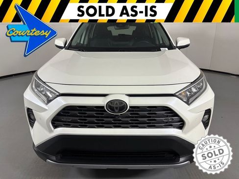 Used 2021 Toyota RAV4 Limited FWD image 3