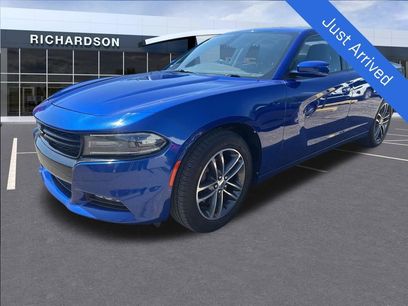 Used 2019 Dodge Charger SXT w/ Cold Weather Package