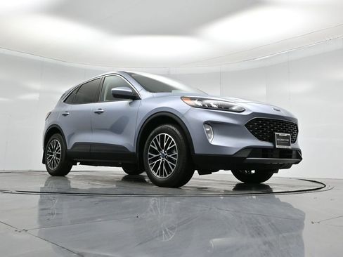 Certified 2022 Ford Escape SEL w/ Technology Package image 48