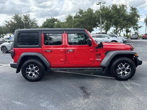 Used 2018 Jeep Wrangler Unlimited Sport S AWD/4WD image 3
