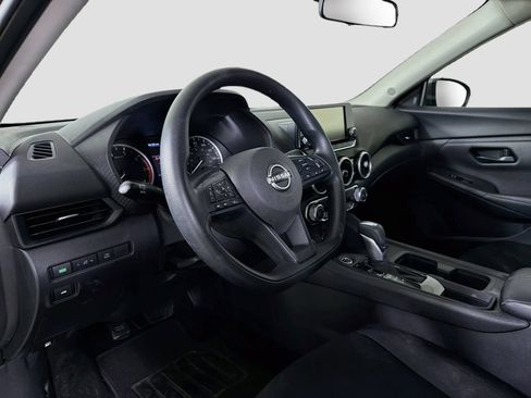 Used 2025 Nissan Sentra S FWD image 10