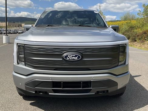New 2025 Ford F150 Lightning Lariat image 35