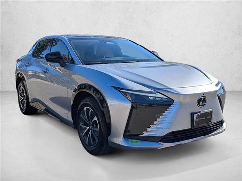Used 2023 Lexus RZ 450e Premium image 5
