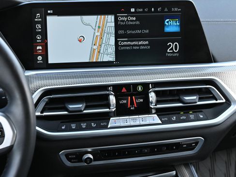 Certified 2023 BMW X5 xDrive45e w/ Executive Package image 24