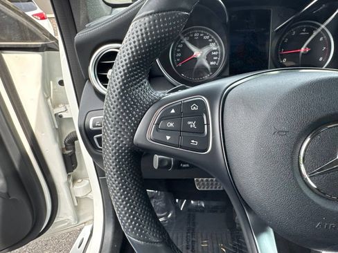 Used 2019 Mercedes-Benz GLC 300 4MATIC Coupe image 36