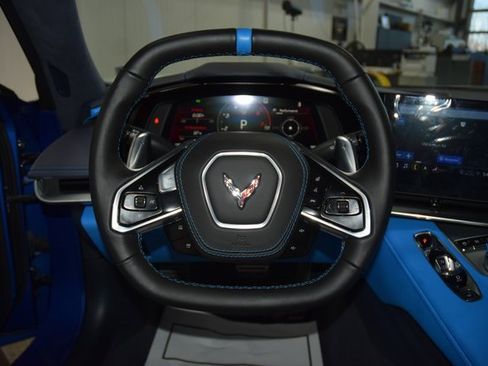 Used 2023 Chevrolet Corvette Stingray Premium Conv w/ Battery Protection Package image 30