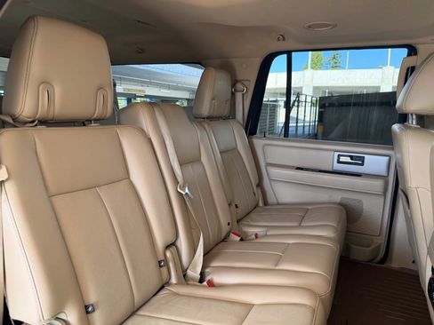 Used 2015 Ford Expedition EL Limited w/ Equipment Group 301A AWD/4WD image 29
