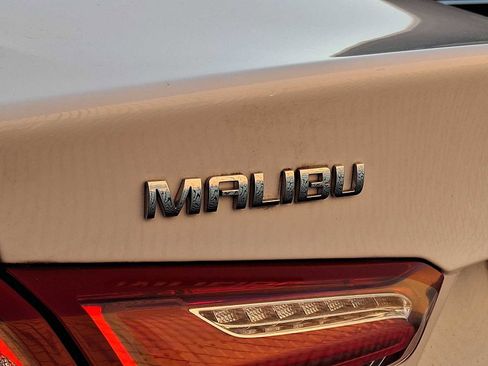 Used 2019 Chevrolet Malibu LT image 6