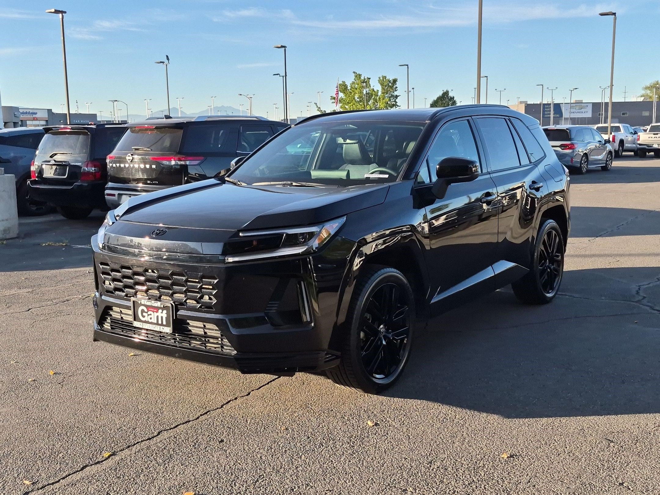 Used 2026 Toyota RAV4 XSE AWD/4WD image 11