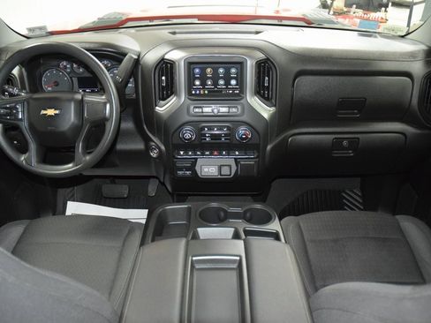 Used 2024 Chevrolet Silverado 2500 Custom w/ Custom Value Package image 33