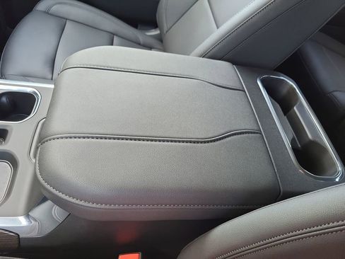 New 2025 Chevrolet Silverado 1500 RST image 21