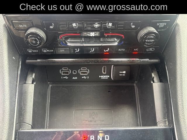 Used 2023 Jeep Grand Cherokee Limited w/ Luxury Tech Group II AWD/4WD image 24