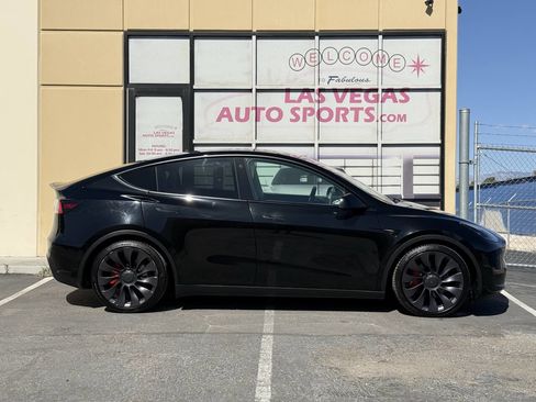 Used 2021 Tesla Model Y Performance AWD/4WD image 5