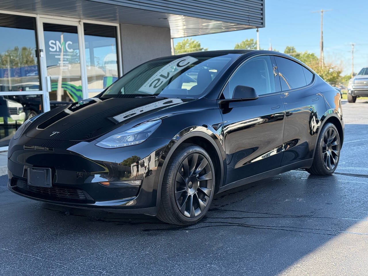 Used 2023 Tesla Model Y Long Range AWD/4WD image 4