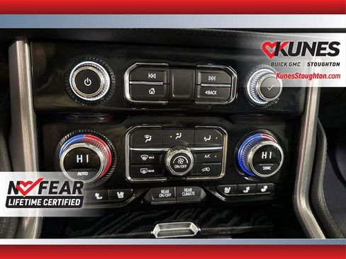 Used 2023 GMC Yukon XL Denali w/ Max Trailering Package image 33