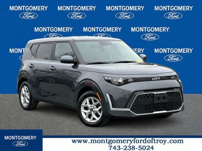Used 2023 Kia Soul LX w/ LX Technology Package