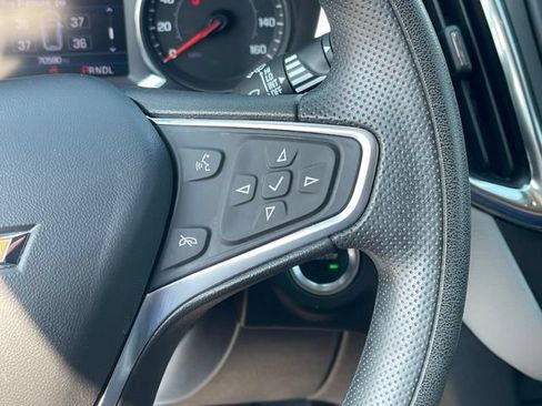 Used 2022 Chevrolet Equinox LS w/ LS Convenience Package AWD/4WD image 16