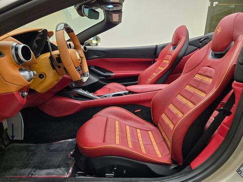 Used 2023 Ferrari Portofino M RWD image 19