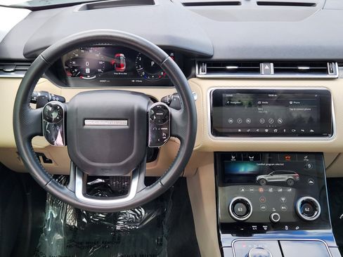 Used 2020 Land Rover Range Rover Velar S AWD/4WD image 27