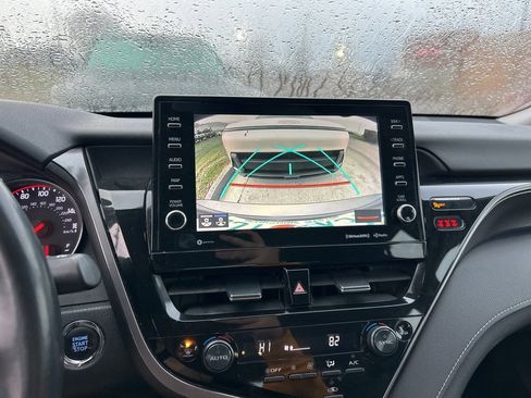 Used 2023 Toyota Camry XSE image 8