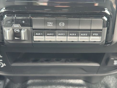 New 2026 RAM 3500 Tradesman AWD/4WD image 15