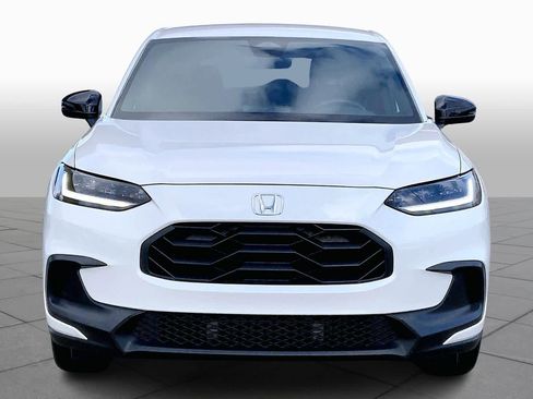 Used 2024 Honda HR-V Sport image 3