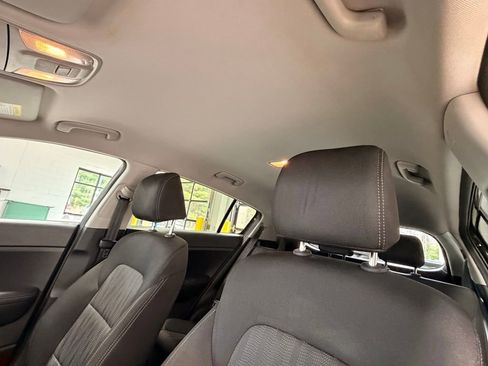 Used 2019 Kia Sportage LX AWD/4WD image 20