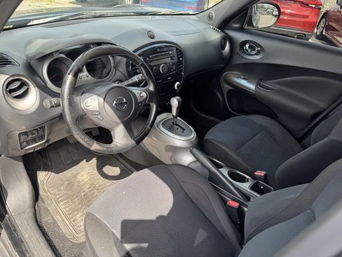 Used 2014 Nissan Juke SV image 10