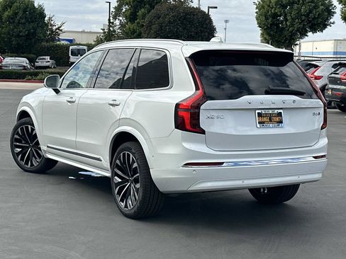 New 2026 Volvo XC90 B6 Plus image 5
