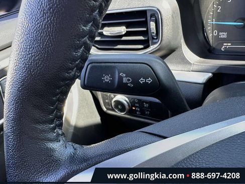 Used 2022 Ford Explorer XLT w/ Equipment Group 202A AWD/4WD image 30