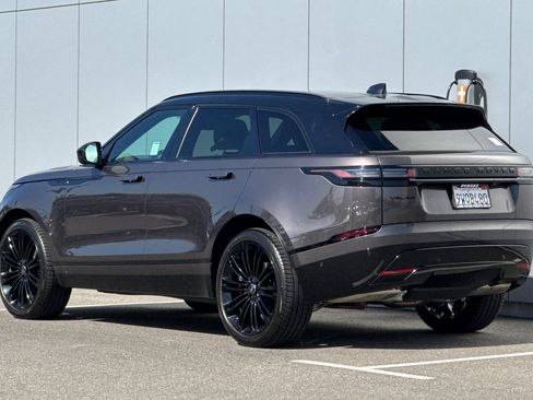 Certified 2026 Land Rover Range Rover Velar Dynamic SE AWD/4WD image 3