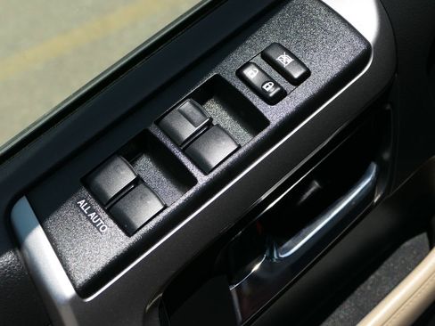 Used 2022 Toyota 4Runner SR5 Premium AWD/4WD image 14
