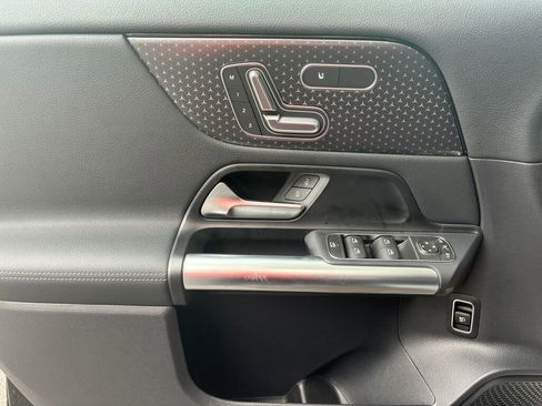 New 2026 Mercedes-Benz GLA 250 4MATIC image 7