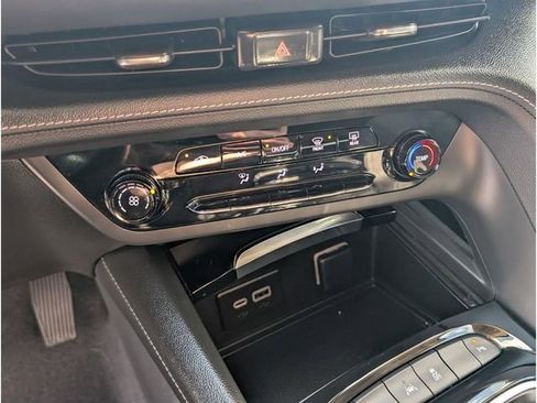 Certified 2023 Buick Envision Preferred image 22